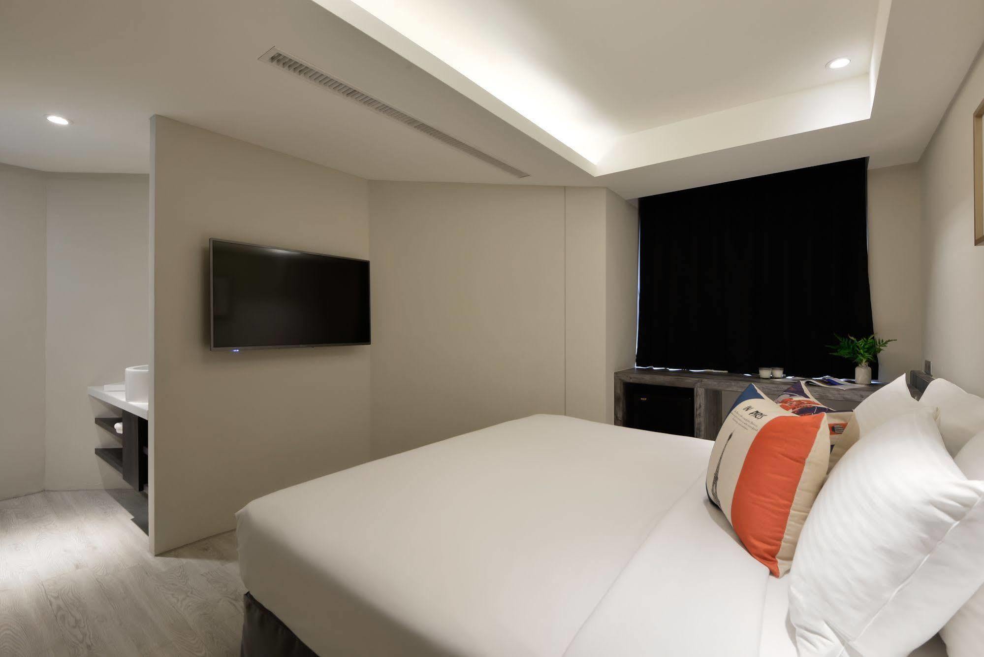 Taichung Amour Hotel Exterior photo